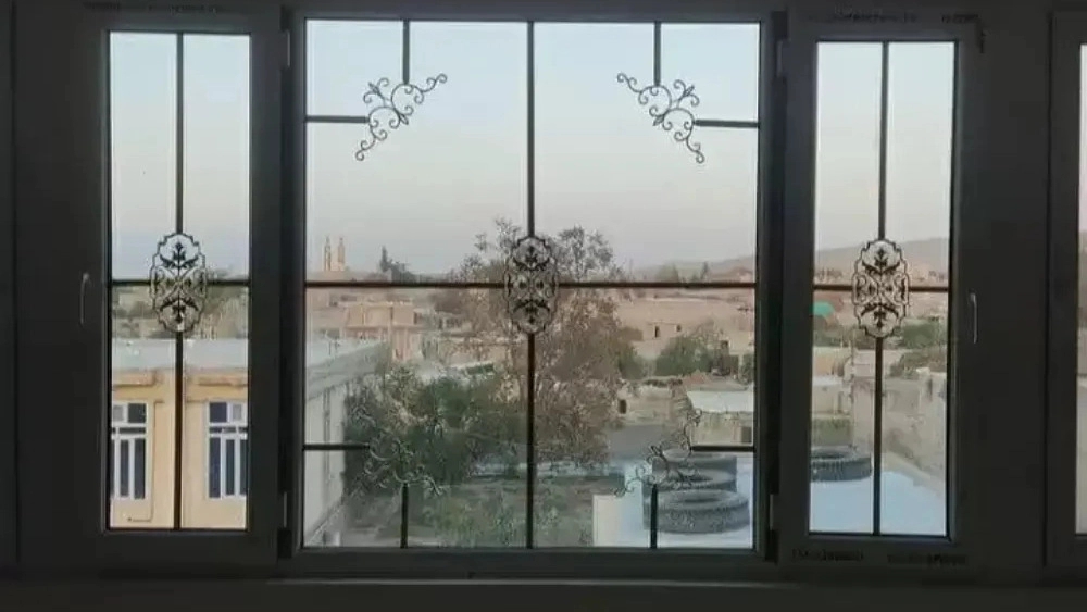 گروه صنعتی آراز تولید درب و پنجره در اردبیل